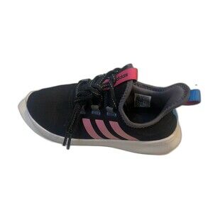 Adidas Woman’s Size 7